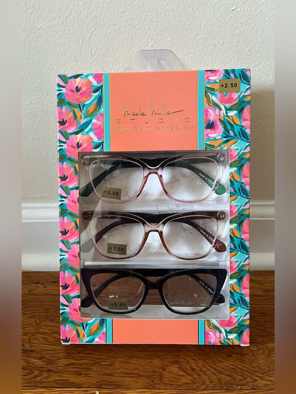 Nicole Miller pink green brown black womens  reading glasses NIB+2.50 3 Pair